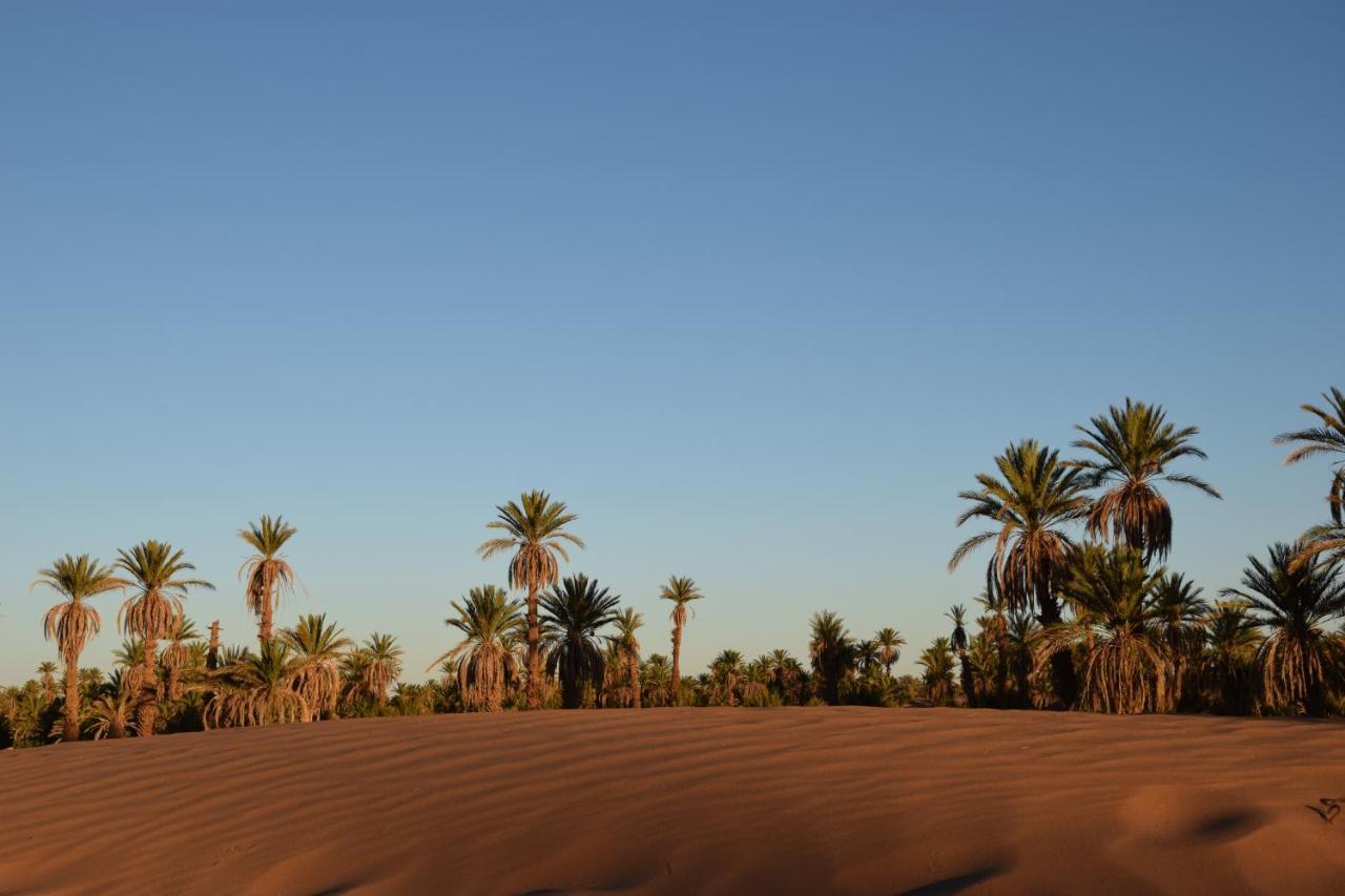 Hotel Carrefour Des Nomades M’hamid El Ghizlane Exterior foto